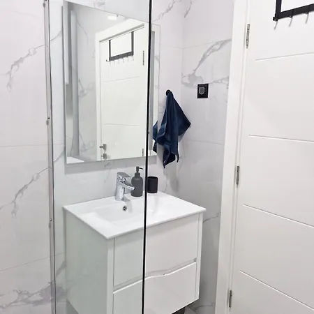 Montenegro Base - Work, Explore, Feel At Appartement Podgorica